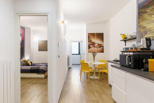 Just Here apartments Nina — 4-Star Luxury Hotel in Bari, Italy