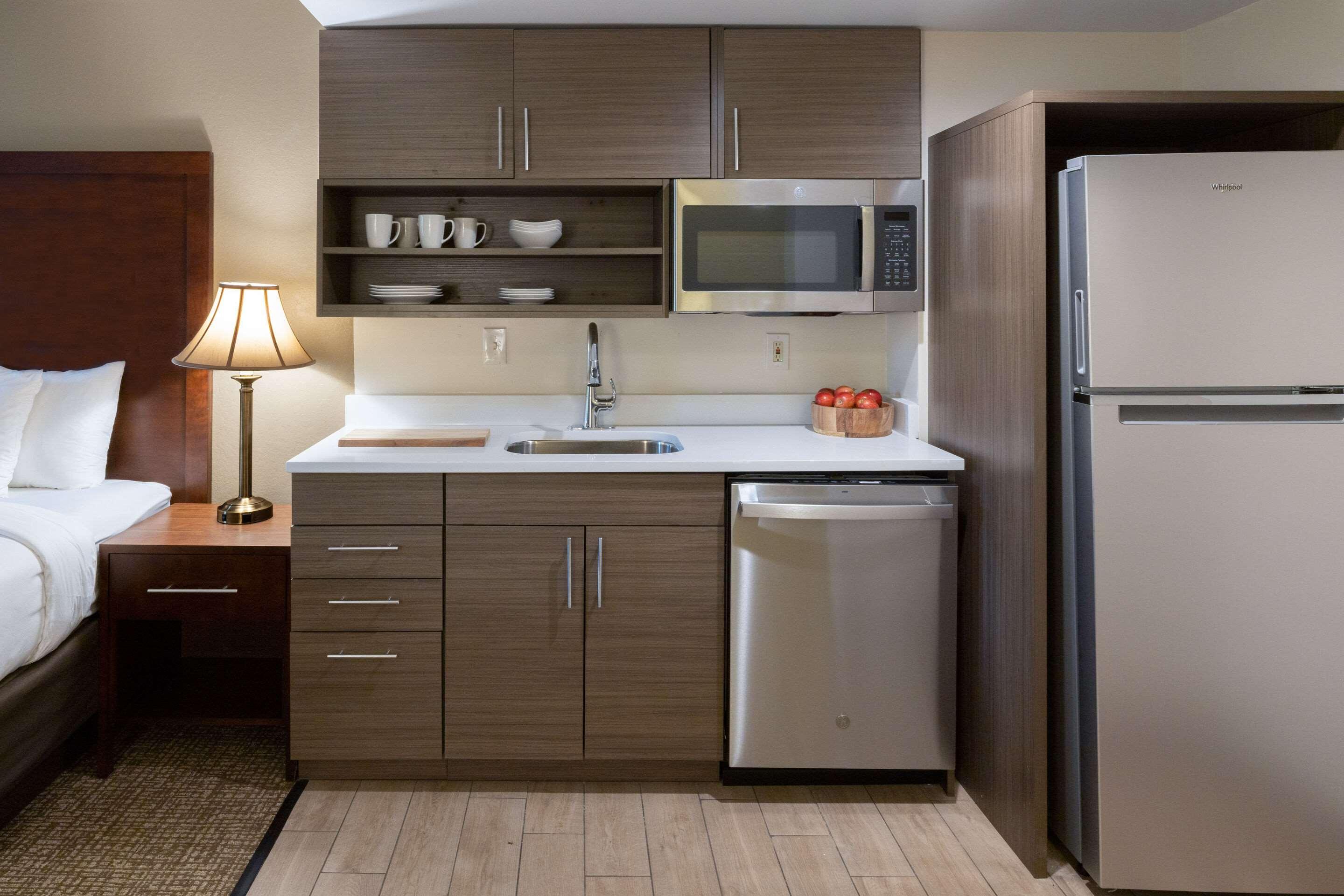 MainStay Suites Foxboro Mansfield - photo 6