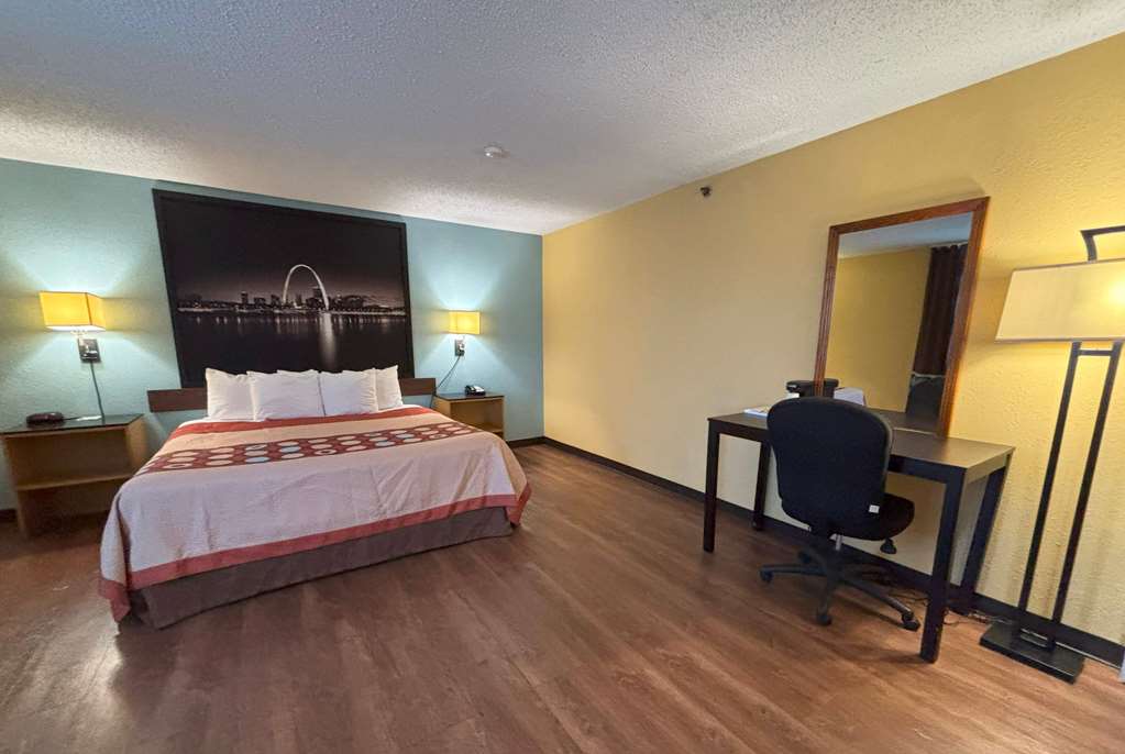 Super 8 by Wyndham O'Fallon - photo 21