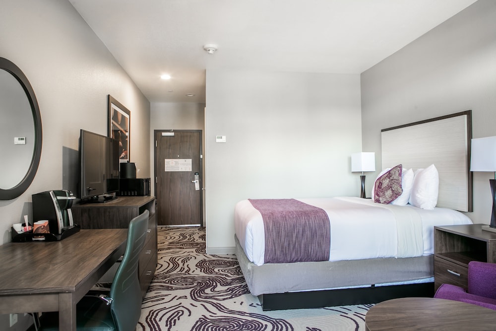 Hotel Siri Downtown Paso Robles - photo 3