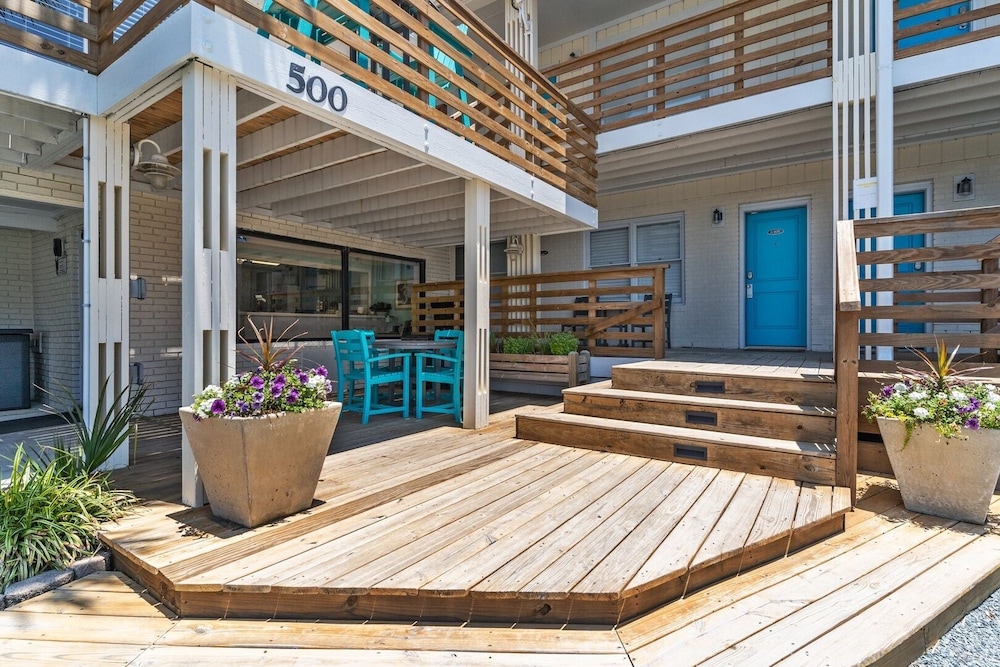 The Beach House at Oak Island by Carolina Resorts - featured photo