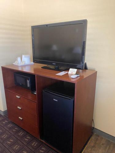 Southern Inn and Suites Yorktown - photo 24