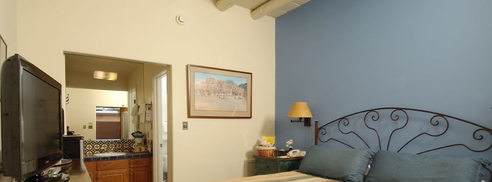 Santa Fe Motel & Inn - photo 2
