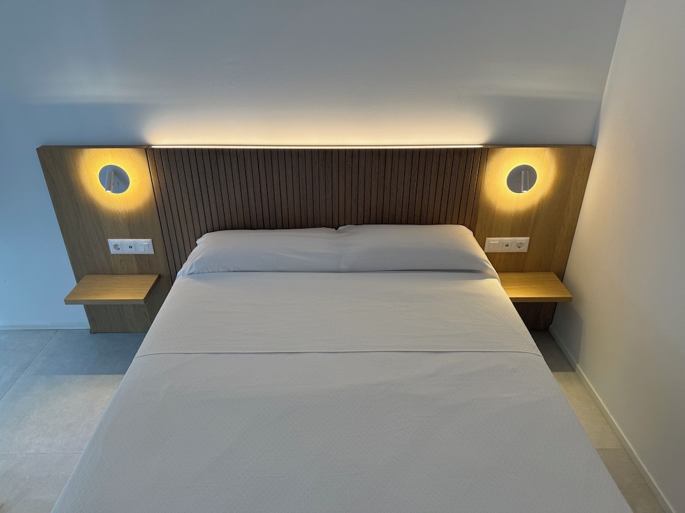 MYO Barcelona Hotel & Apartments — Castelldefels — photo 5