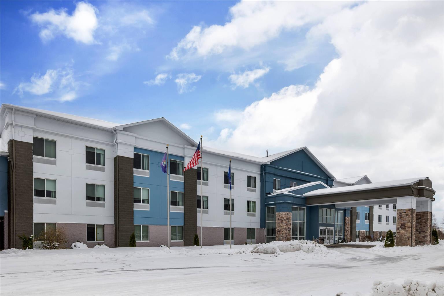 Peach Tree Inn And Suites — Watervliet