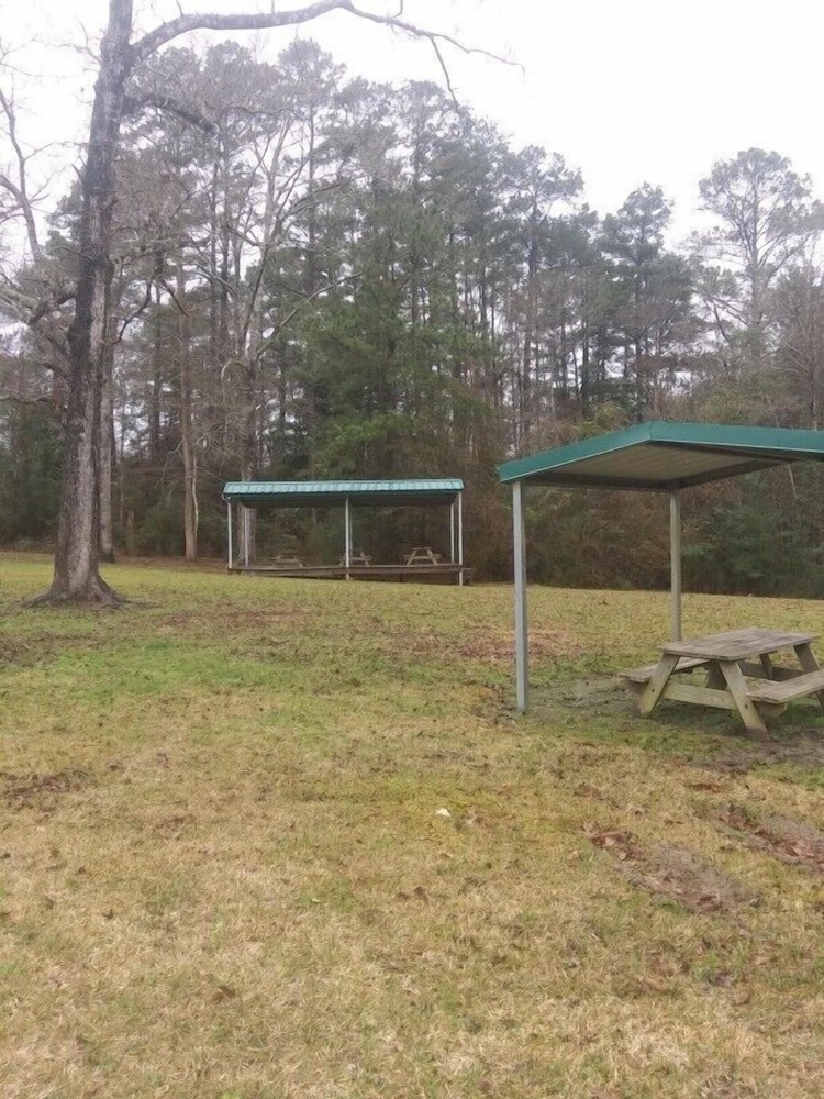Whispering Creek Lodging & RV Resort - photo 38