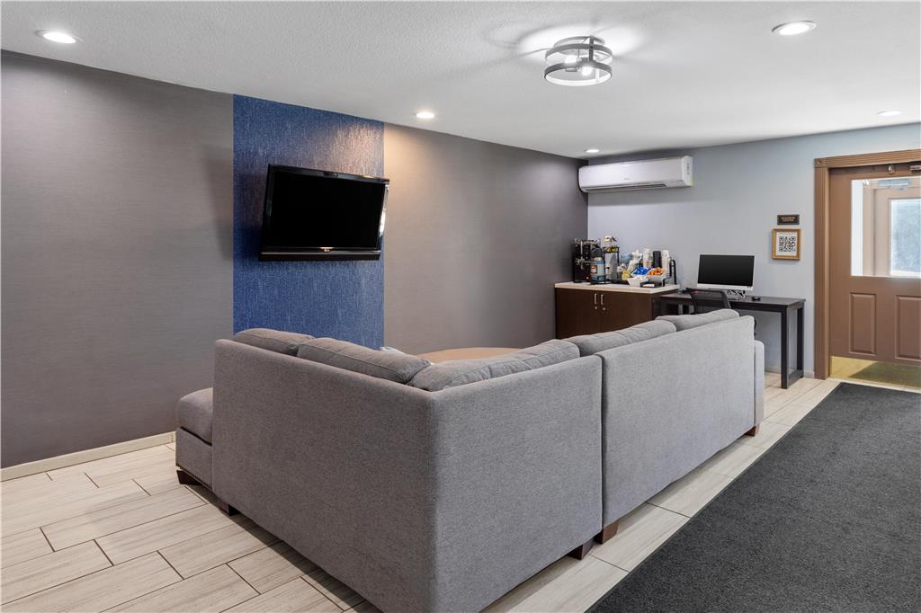 SureStay Plus Hotel by Best Western Mammoth Lakes - photo 3