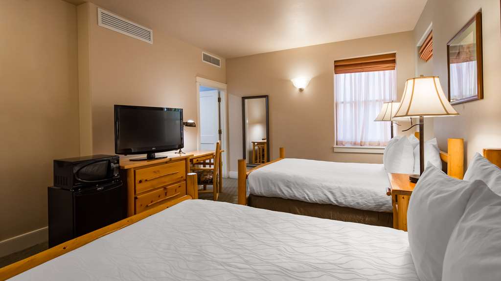 Best Western Plus Plaza Hotel - photo 15