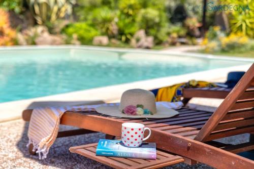 Cottage Soraya with independent swimming pool near the beach — 4-Star Luxury Hotel in Sassari, Italy