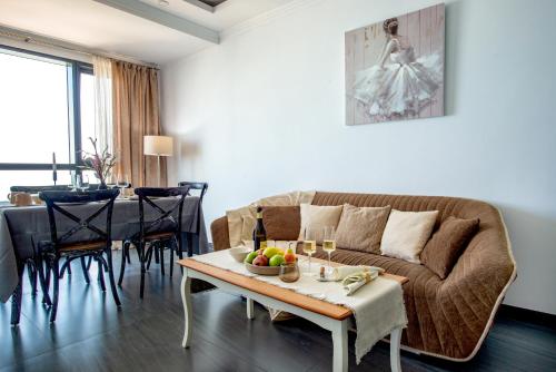 Coastal Oasis Sea View Porta Batumi 2 bedroom apartment