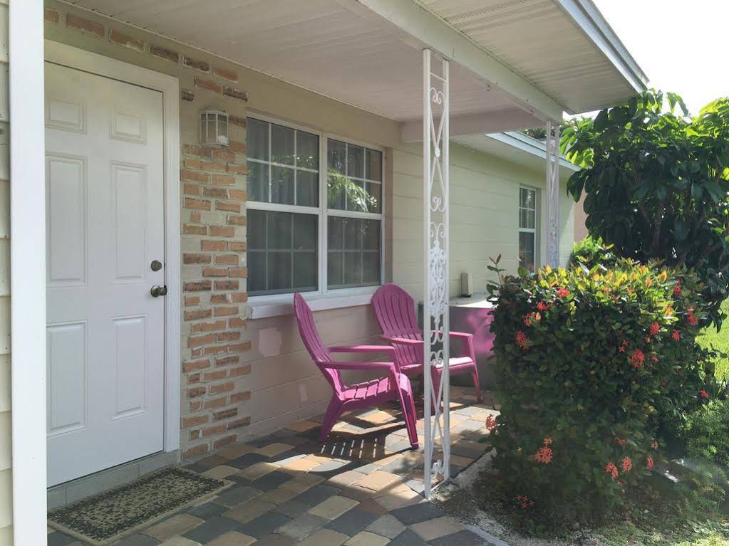 Fountain Cottages Inn - photo 23