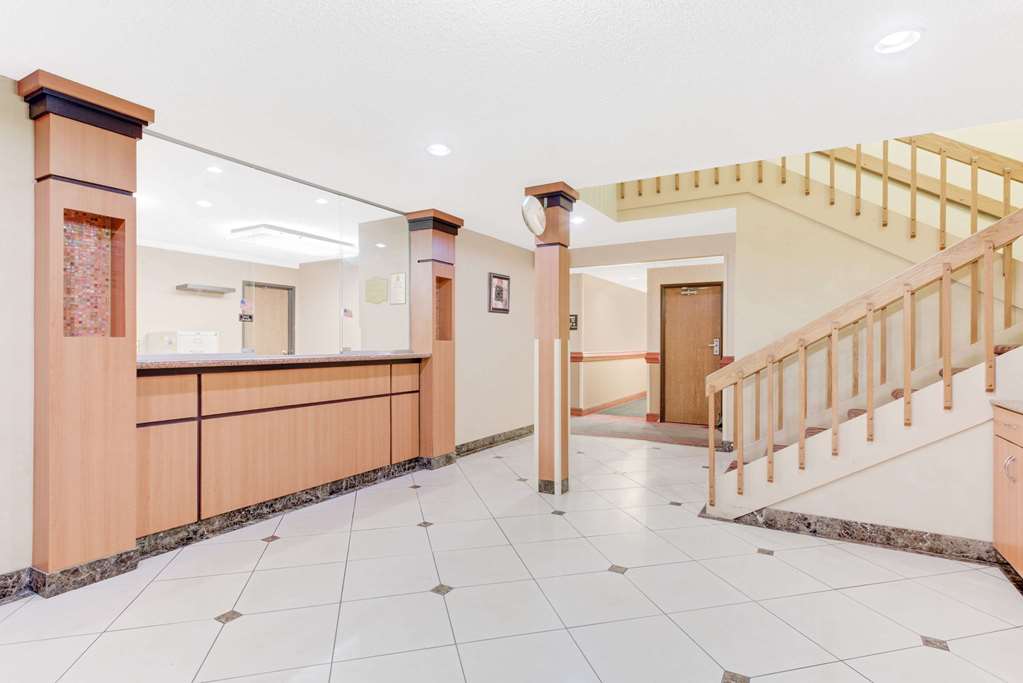 Super 8 by Wyndham Kutztown Allentown Area - photo 3