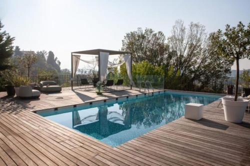 Peaceful Stay Among the Vines in Unknown City, Slovenia