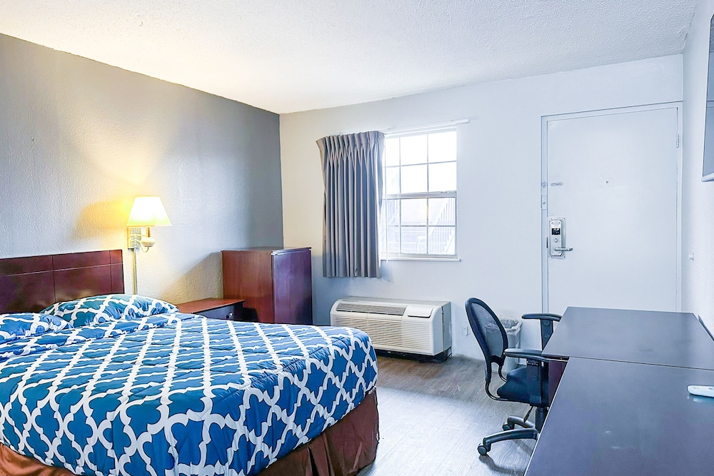Happy Stay Inn Madisonville I 69 By OYO - photo 21