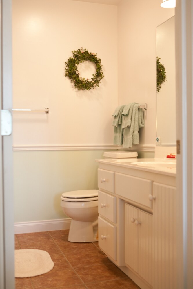 Cedar Court Inn - photo 40