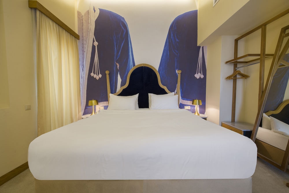 Folk Boutique Hotel