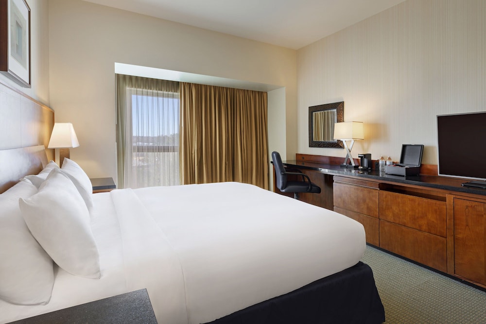The Ricardo Marriott DFW Westlake - photo 8