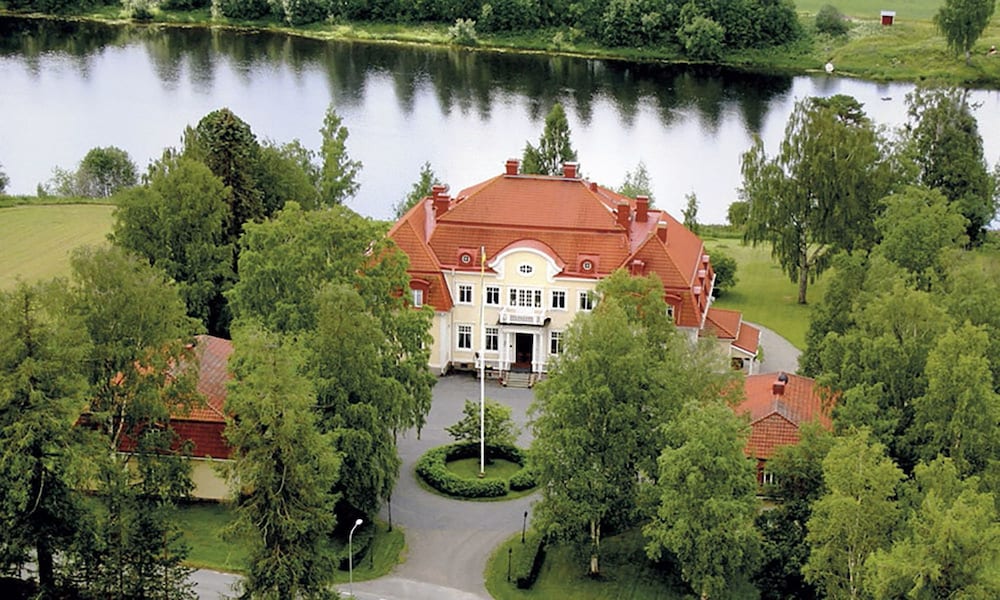 Torpshammars Herrgård - carbon neutral hotel in Ange