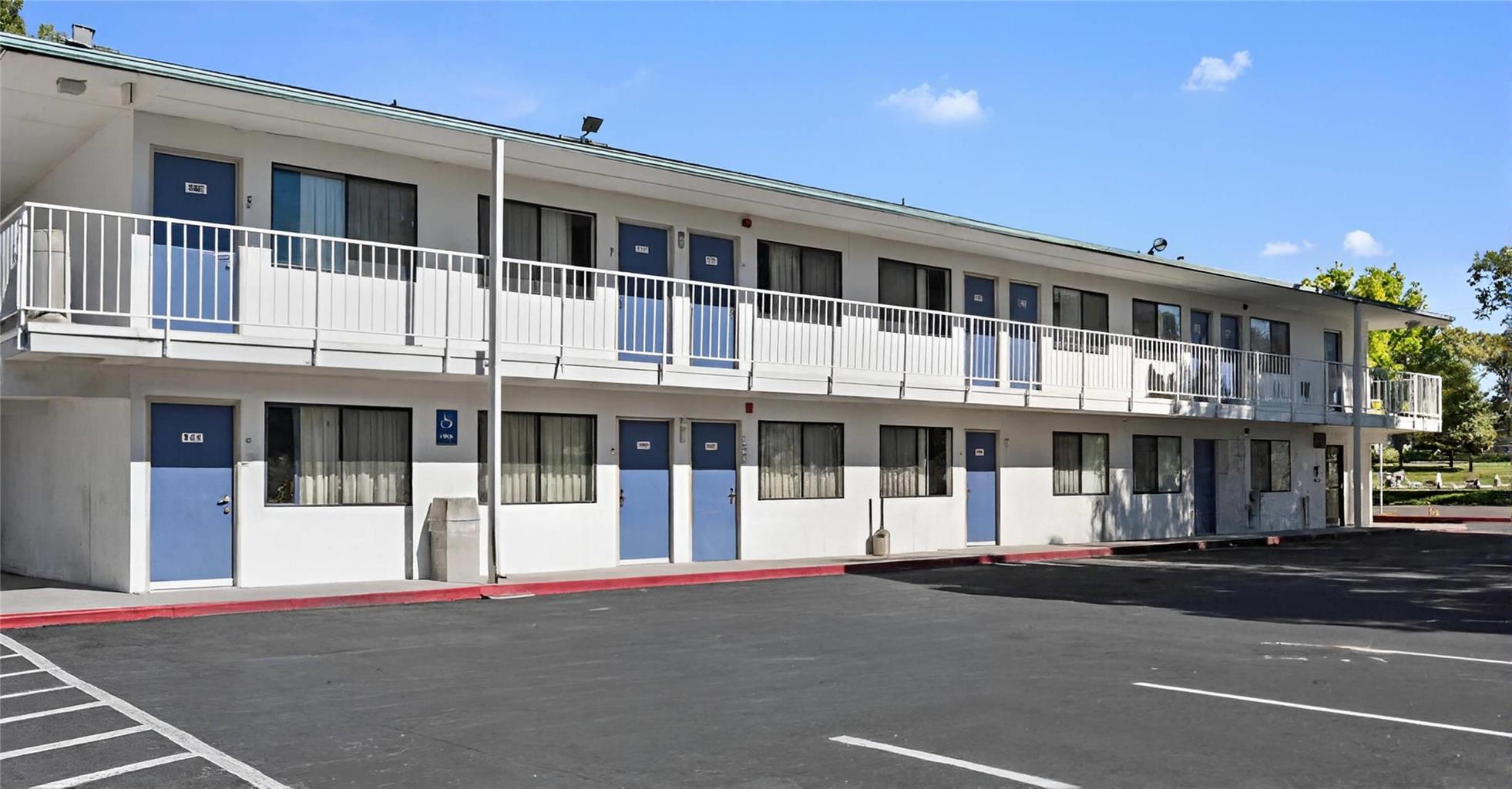 Park Inn Winnemucca - photo 4