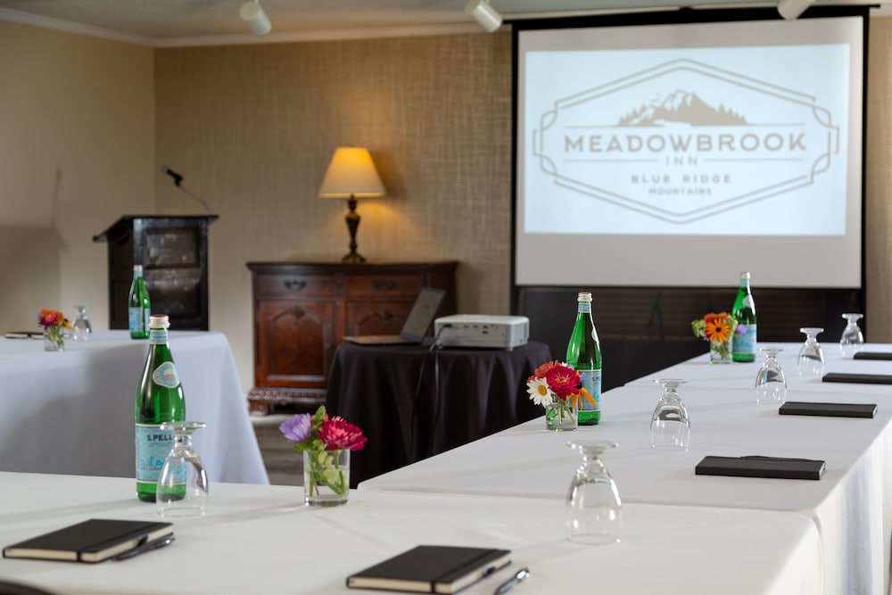 Meadowbrook Inn - photo 43