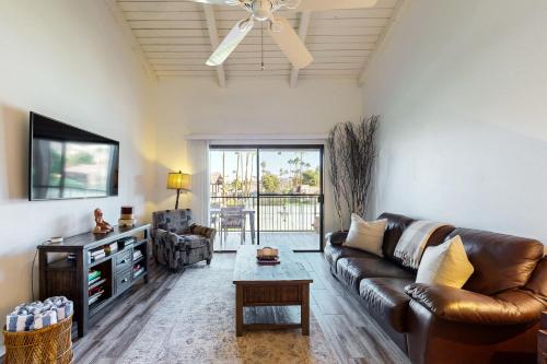 Canyon Country Club Unit 58 - carbon neutral hotel in Palm Springs