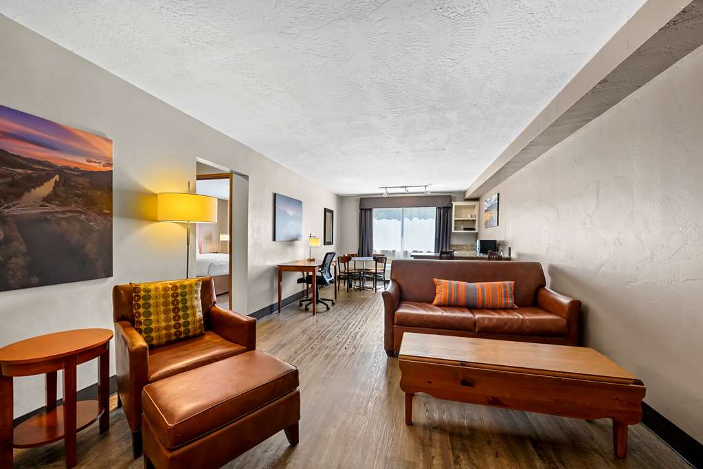 Best Western Inn At The Rogue - photo 19