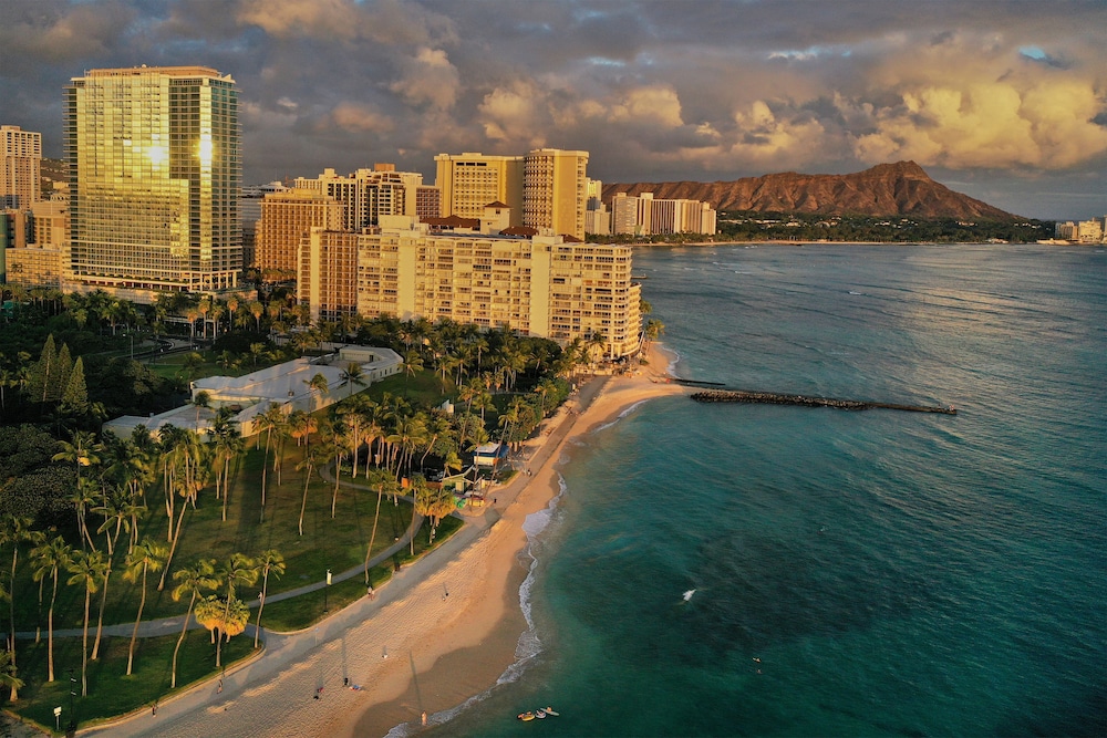 Ka Laʻi Waikiki Beach LXR Hotels & Resorts - photo 123