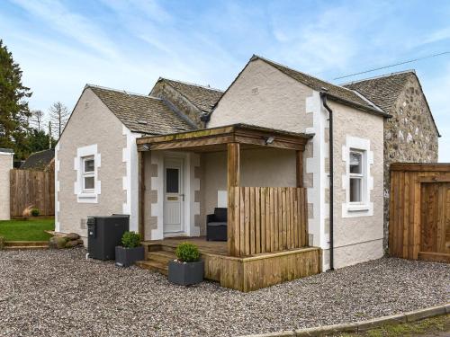 Cottage 2 — 4-Star Luxury Hotel in Perth, United Kingdom
