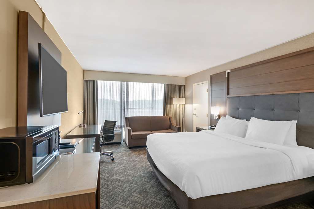 Best Western Plus Kansas City Sports Complex Hotel - photo 17
