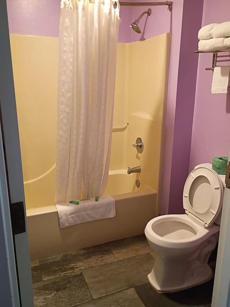 Americas Best Value Inn & Suites Slidell - photo 21