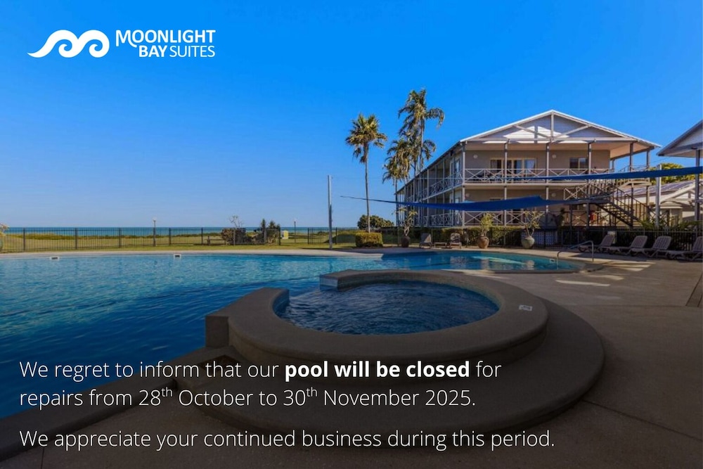 Moonlight Bay Suites