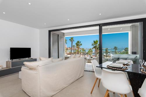 Spacious Wellness Beach apartment Junogu — 4-Star Luxury Hotel in San Pedro Del Pinatar, Spain