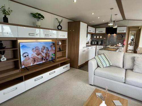 Golden Anchor The Milano Coastal Caravan Breaks in Chapel Saint Leonards, United Kingdom