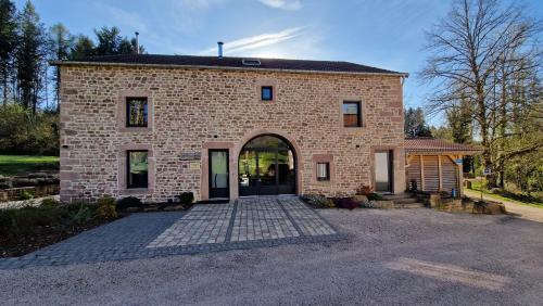 Aux Portes de Vrupt — hotel in Saint-Nabord