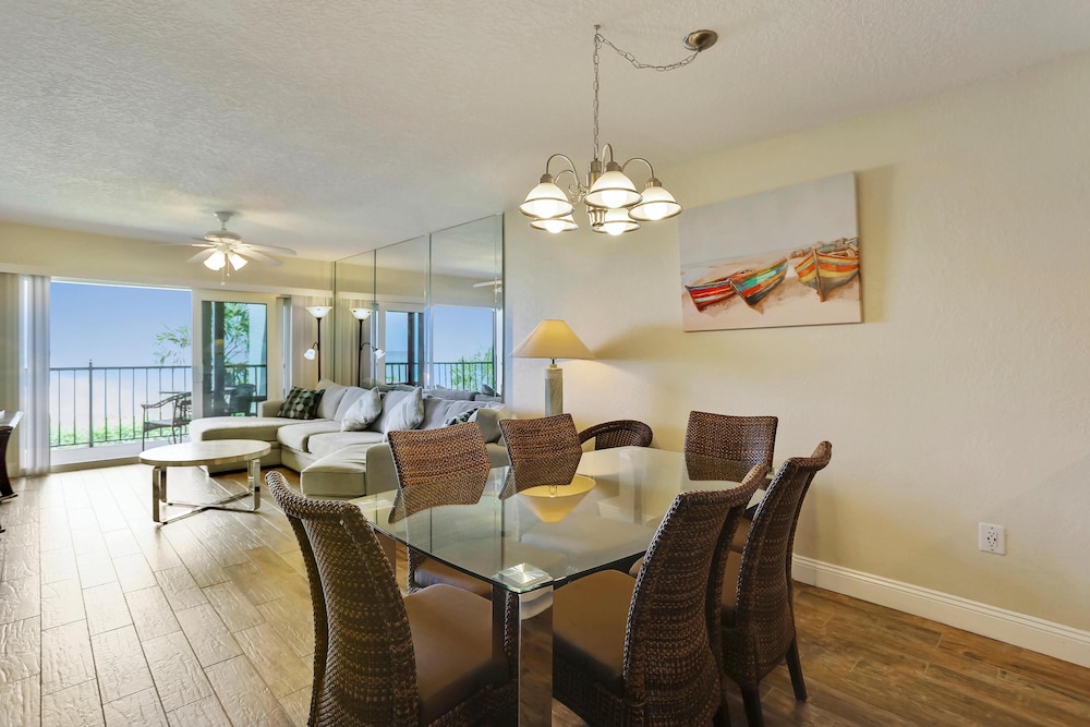 Land's End 6 303 Beach Front Premier - photo 10