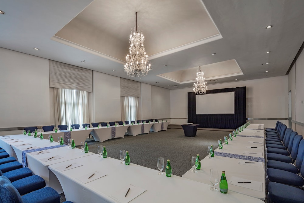 Meeting facility