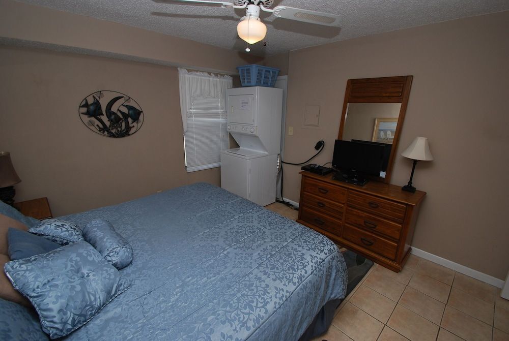 Island Shores 653 by RedAwning - photo 2