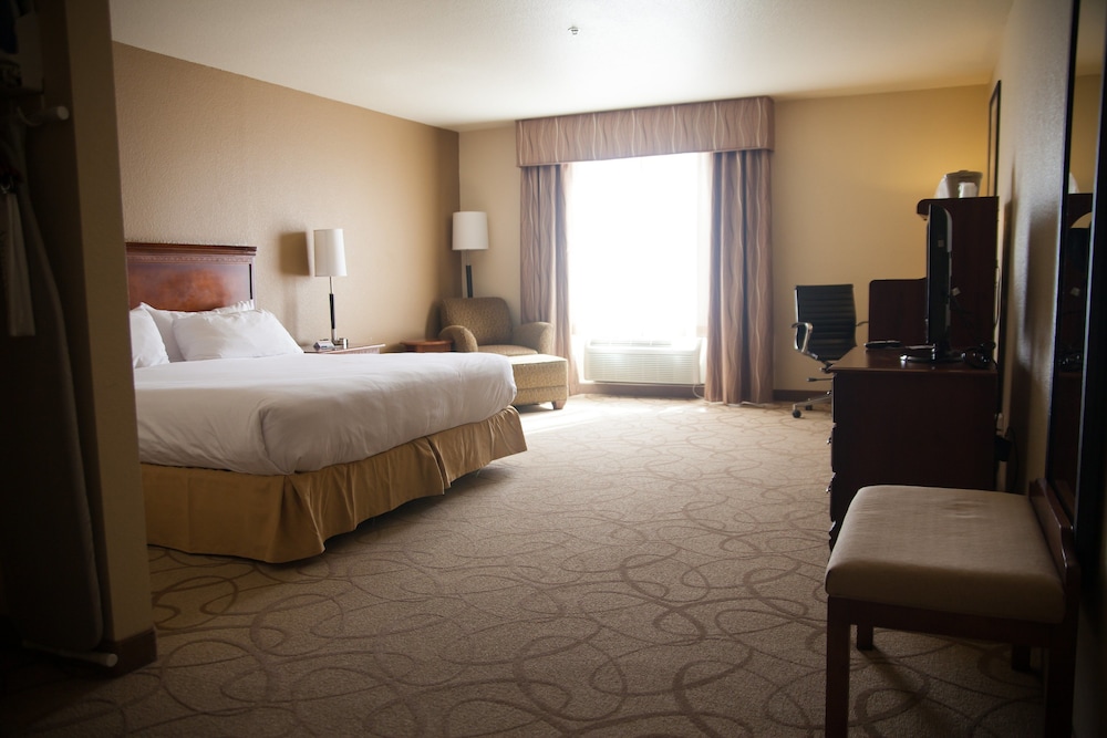 Holiday Inn Express Hotel & Suites Paragould by IHG - photo 11