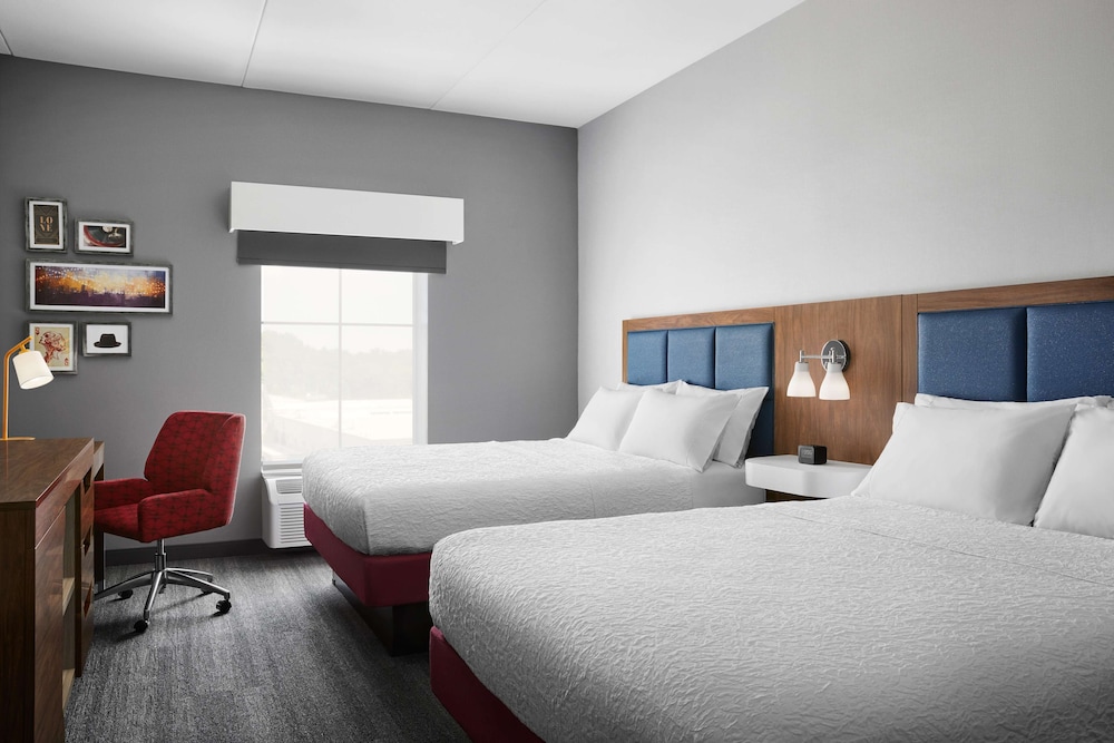 Hampton Inn & Suites Charlotte Steele Creek - photo 8