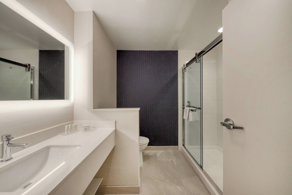 Fairfield Inn & Suites by Marriott Charlotte Belmont - photo 26