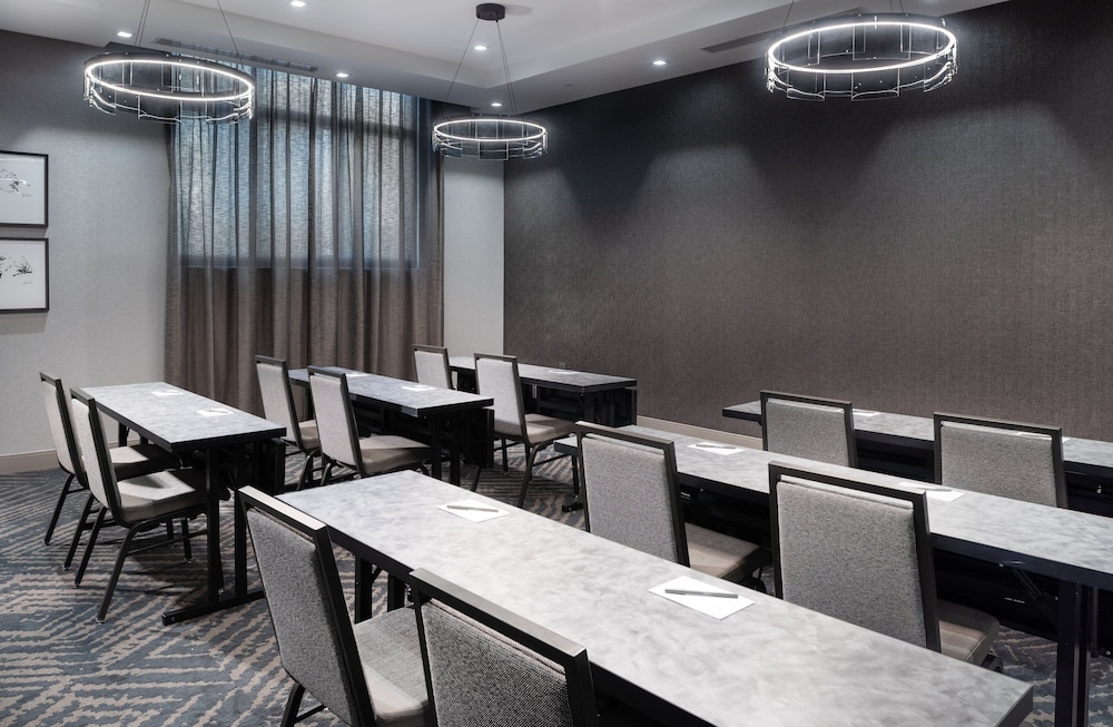 Holiday Inn Express Boston Logan Airport Revere by IHG - photo 44