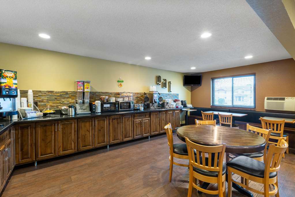 Super 8 by Wyndham Bemidji MN - photo 17