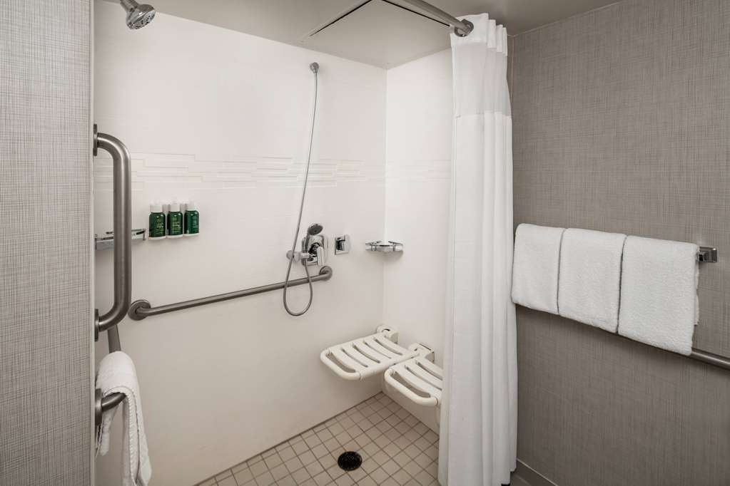 Sonesta ES Suites Fairfax Fair Lakes - photo 17