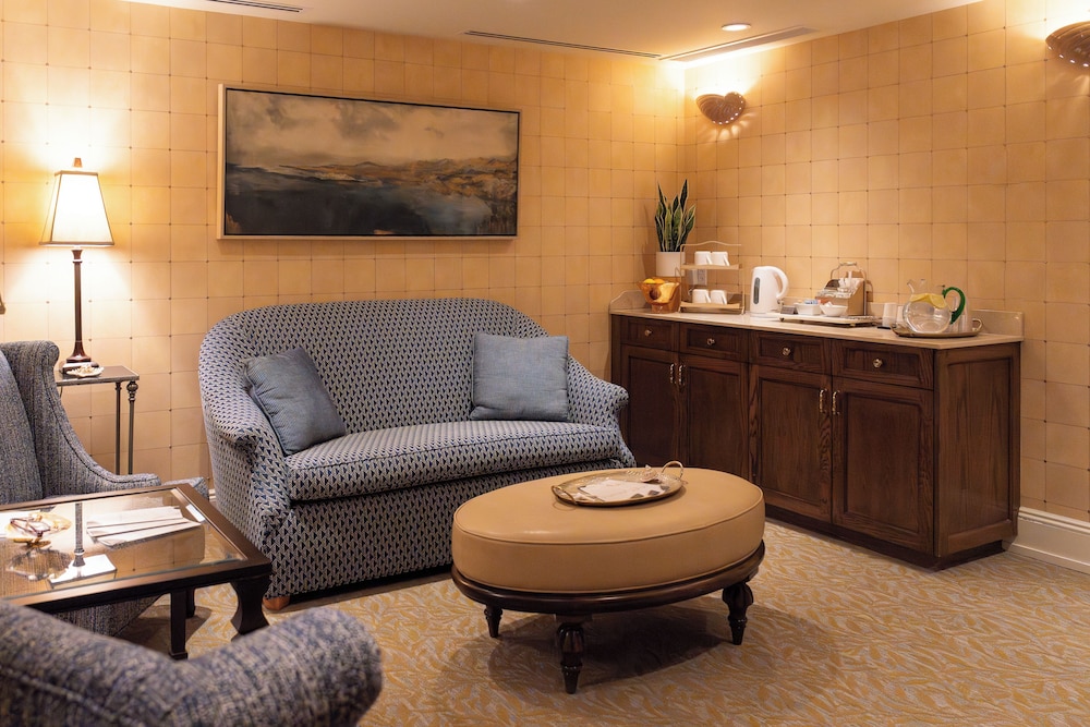 Madison Beach Hotel - photo 54