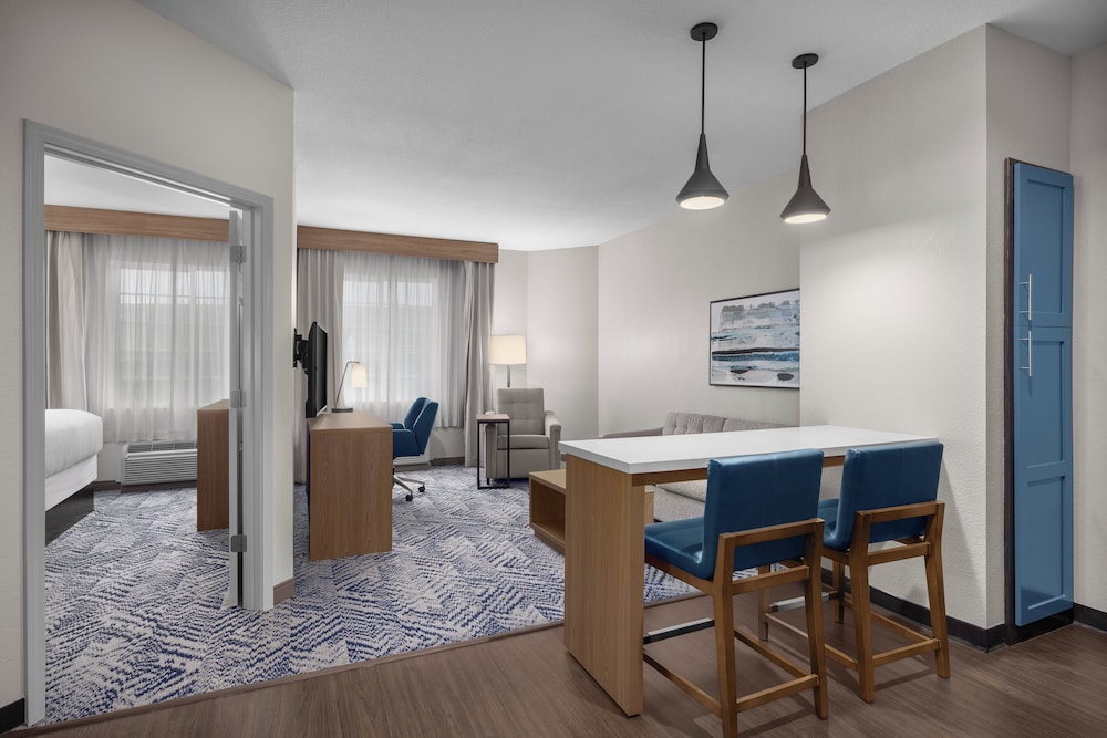 Candlewood Suites Alexandria by IHG - photo 7