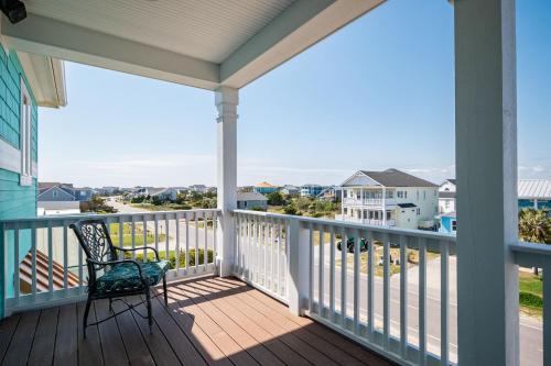 The Salty Dog by Oak Island Accommodations - photo 16