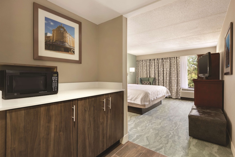 Hampton Inn by Hilton Richmond North Ashland - photo 17
