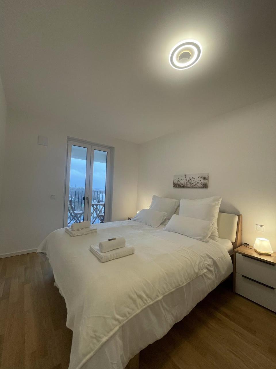 Luxurious and stylish apartment at BER Airport — 4-Star Luxury Hotel in Schoenefeld, Germany