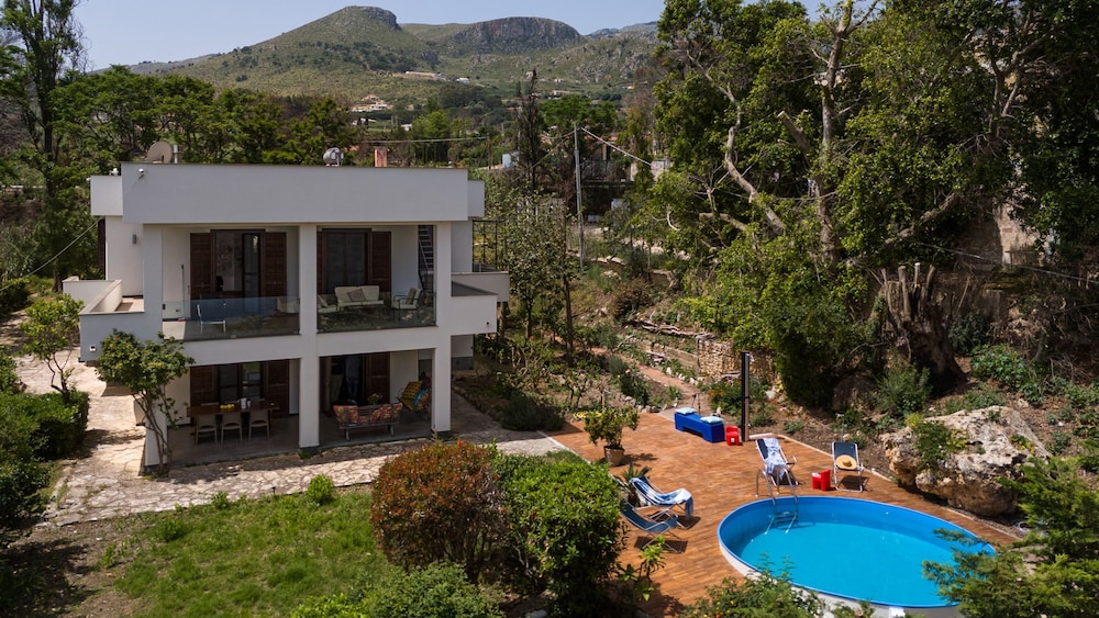 Villa Angelica With Seaview by Wonderful Italy — 4-Star Luxury Hotel in Castellammare Del Golfo, Italy