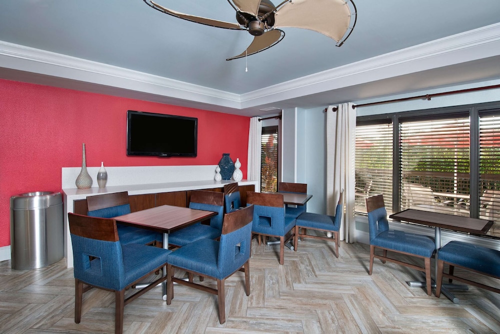 Hampton Inn Naples I 75 - photo 23